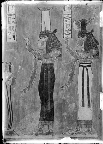 South wall (back, scene 20) of the rear annex from tomb QV44. The goddesses Nephthys (left) and Serket (right) are depicted facing Osiris - who is not visible in this photograph. Schiaparelli excavations. 