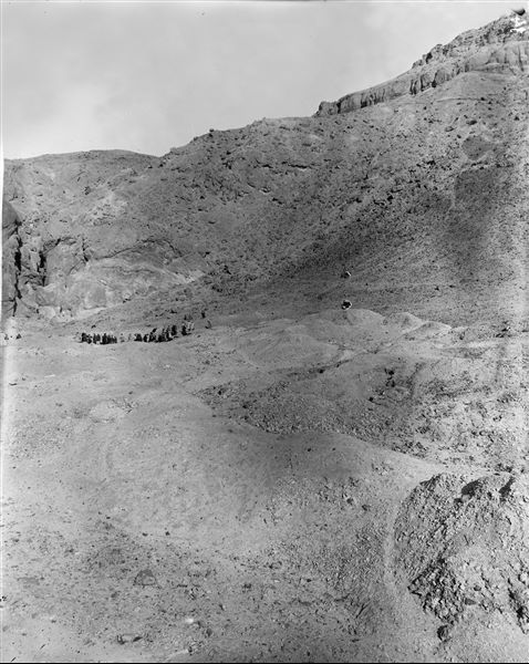 Left side of the Valley. Excavations that led up to the discovery of the tomb of Nefertari (original label). Schiaparelli excavations.