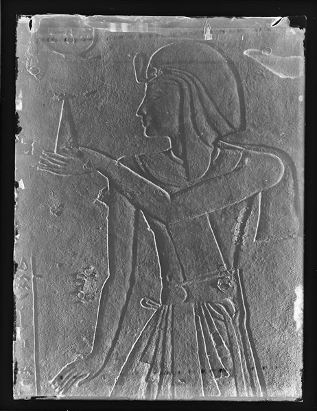 Parete ovest del corridoio della tomba di Sethherkhepeshef (QV43), figlio del faraone Ramesse III. L’immagine rappresenta il faraone Ramesse III. Scavi Schiaparelli.