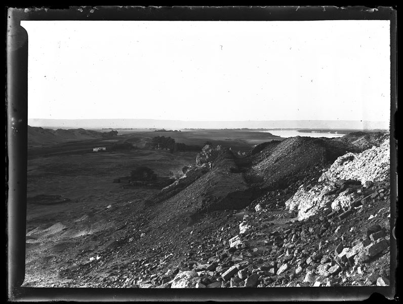  Photograph taken from the top of the southern hill at Gebelein in the direction of the northern hill. To the right (east), the Nile.