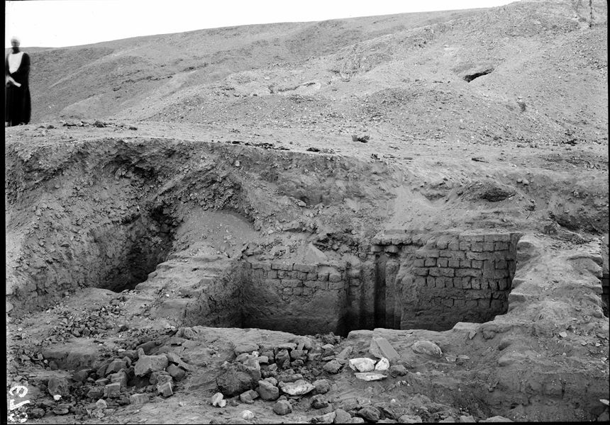 Northern necropolis. Mud-brick structure with a false door. Unidentified tomb. Farina excavations. 