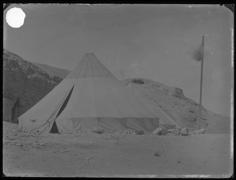 Tents from the Italian Mission’s camp. Schiaparelli excavations.
