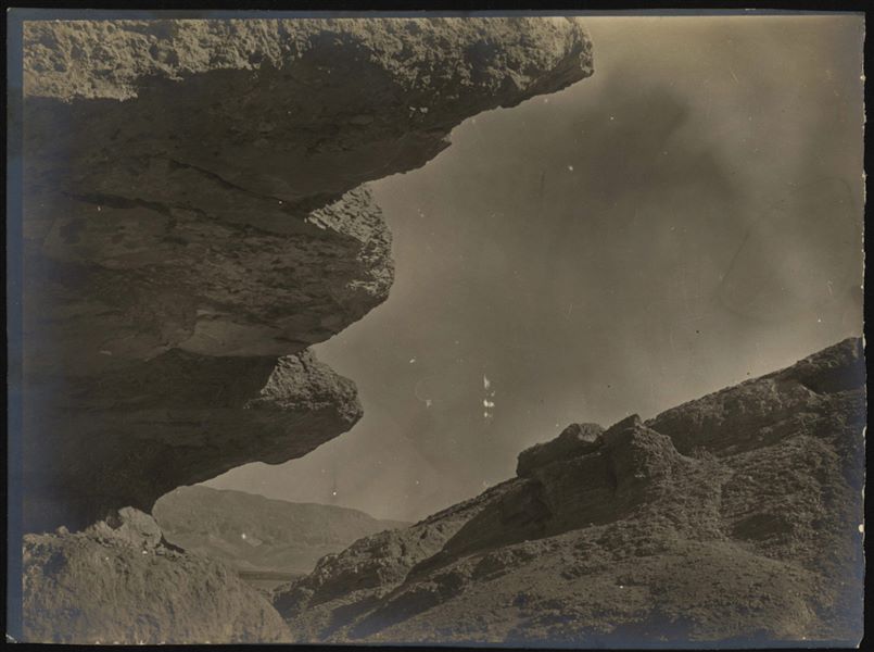 Conformazione rocciosa dell’area di Gebelein. Scavi Schiaparelli.