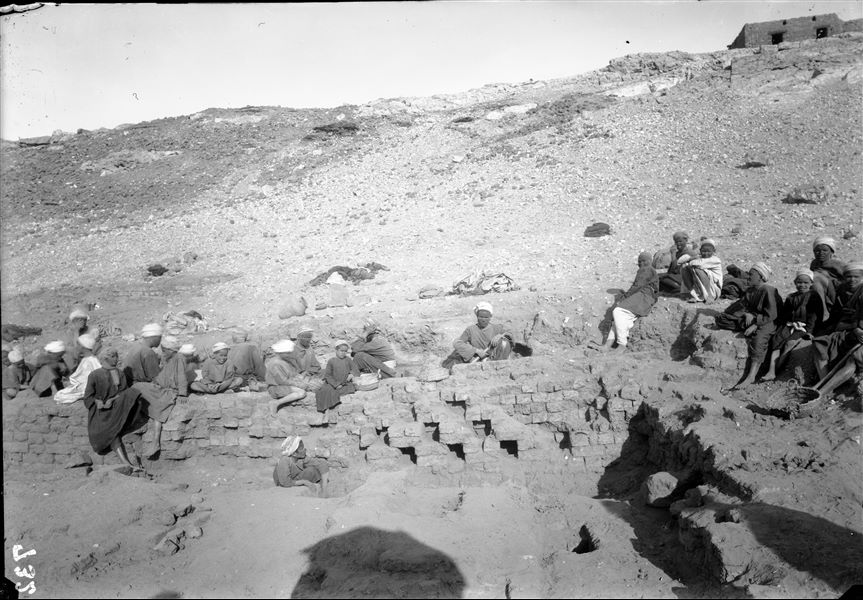 Excavations along the slopes on the western side of the southern hill. Whilst taking the photo, work was suspended to avoid dust clouds which made the image less sharp and damaged the equipment. Schiaparelli excavations. 