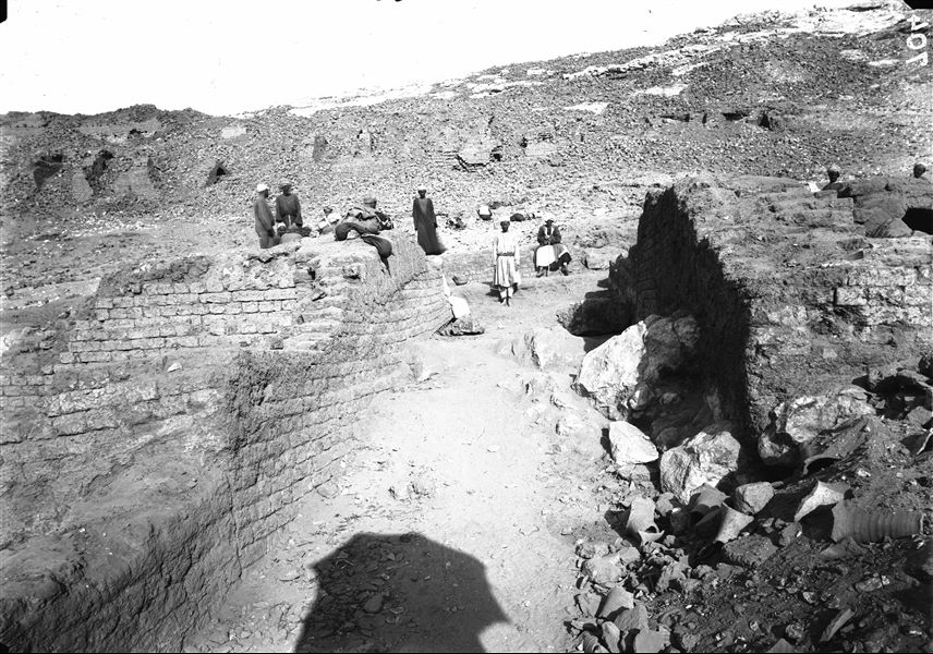 Excavations among the walls, along the slopes of the western side of the southern hill. Schiaparelli excavations. 