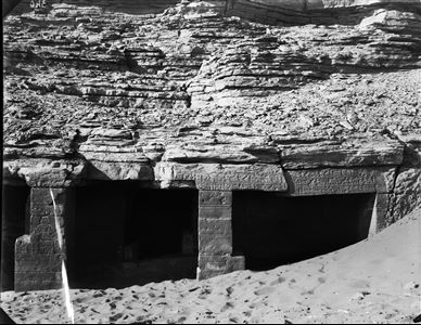Tomb QH 35 l, Sen Mesi