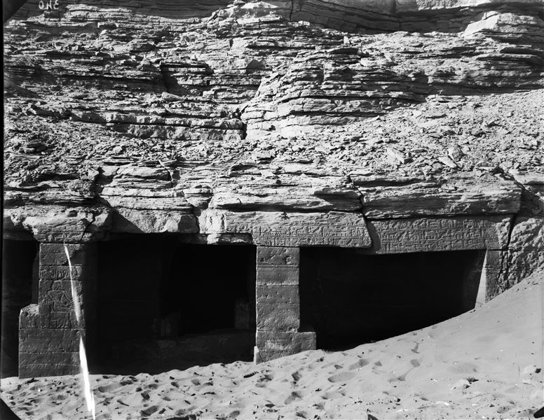 Entrance to the tomb of Senmesi (QH 35l), not yet completely uncovered from the sand. Schiaparelli excavations.