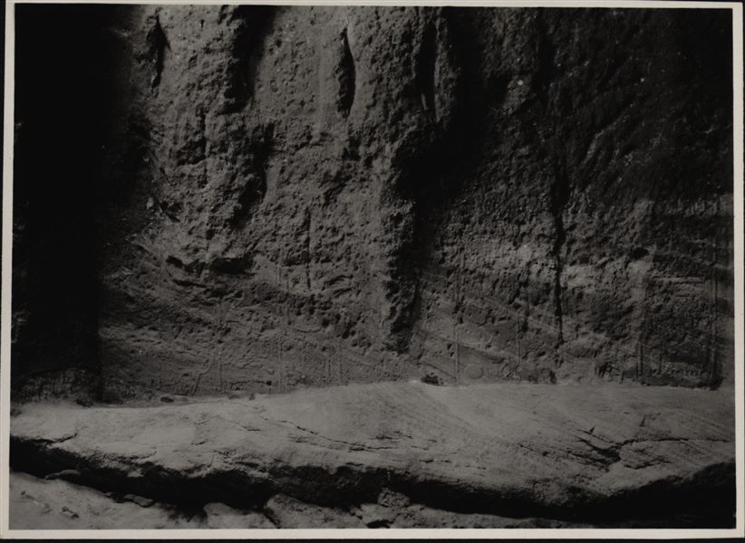 Photograph of the back wall of the niche, middle-bottom section in the rock-cut chapel of Ellesiya. The rock-cut chapel is in its original location in Nubia, shortly before the Nile waters would begin to rise due to the construction of the Aswan Dam, which would flood the area. Photograph taken in the mid-1960s, shortly before the rock-cut chapel was moved.

