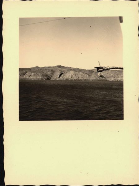 Photograph taken in the area of the site of Ellesiya, when Lake Nasser had already formed and was full. In the background, the Nubian landscape. 