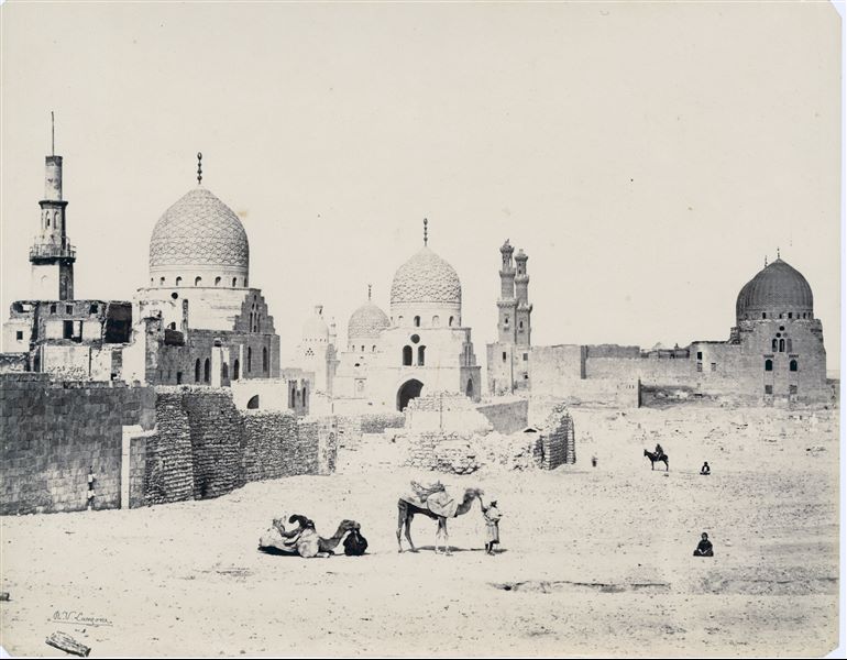 Landscape of the Northern Cemetery near Cairo, where some buildings from the Mamluk period can be seen. On the right, the two domes of the mosque and mausoleum of Sultan Faraj ibn Barquq. In the centre, the mausoleum of Gani Bek Al-Ashrafi. On the left, the funerary complex and khanqah of Sultan Ashraf Barsbay.