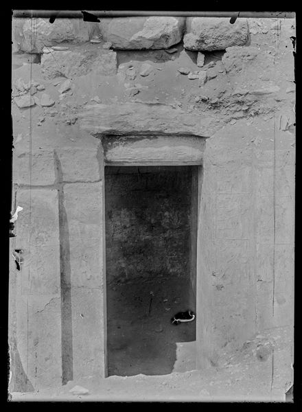 Ingresso della Mastaba di Iteti (G 7391), scavata nella necropoli orientale nel 1903 dalla Missione Archeologica Italiana. Scavi Schiaparelli 1903.