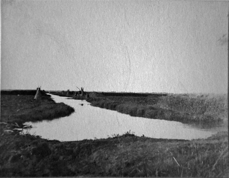 Landscape of the site of Ashmunein, during excavations undertaken by the Italian Archaeological Mission. Angelo Sesana Archive.