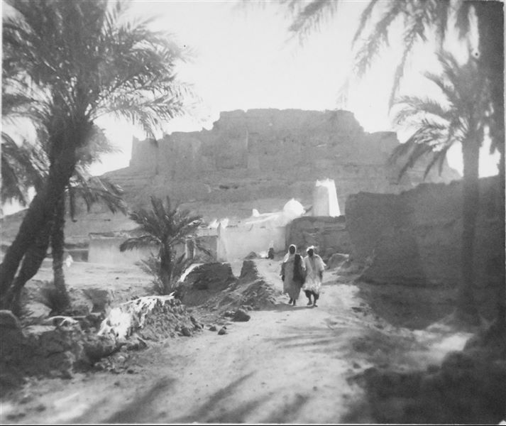 Landscape, probably Ashmunein, during the Italian mission’s excavations. Angelo Sesana. 