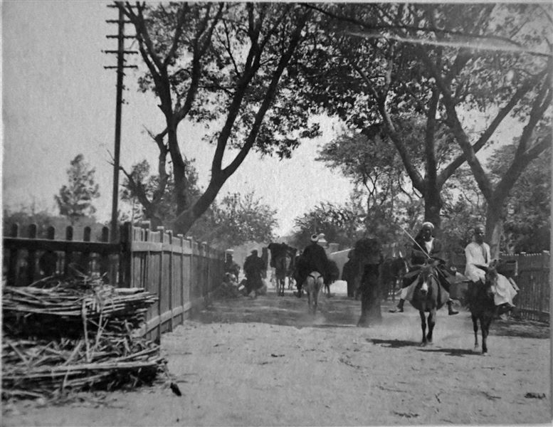 Photograph taken at Minia, an area not far from Ashmunein, where the Italian Archaeological Mission was excavating in 1909. Angelo Sesana Archive. 