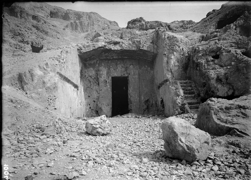 Tomb of Wahka II, entrance to the first rock-cut chamber. Schiaparelli excavations. 