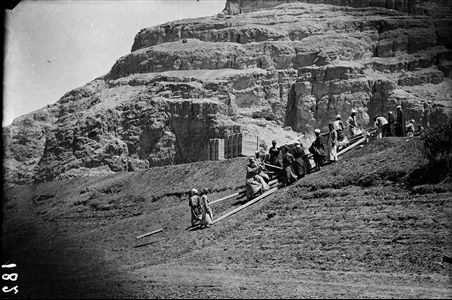 Transport of antiquities